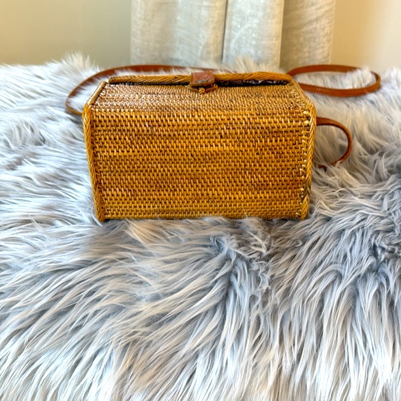 NUSA RATTAN BAG - Picture 3 of 7